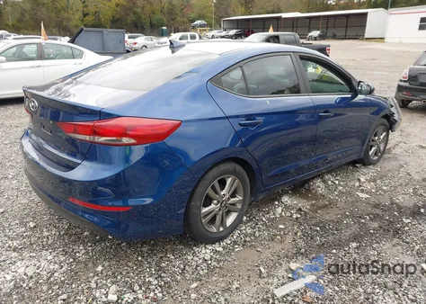 2017 Hyundai Elantra Value Edition z USA, uszkodzony, nr VIN 5NPD84LF1HH182730